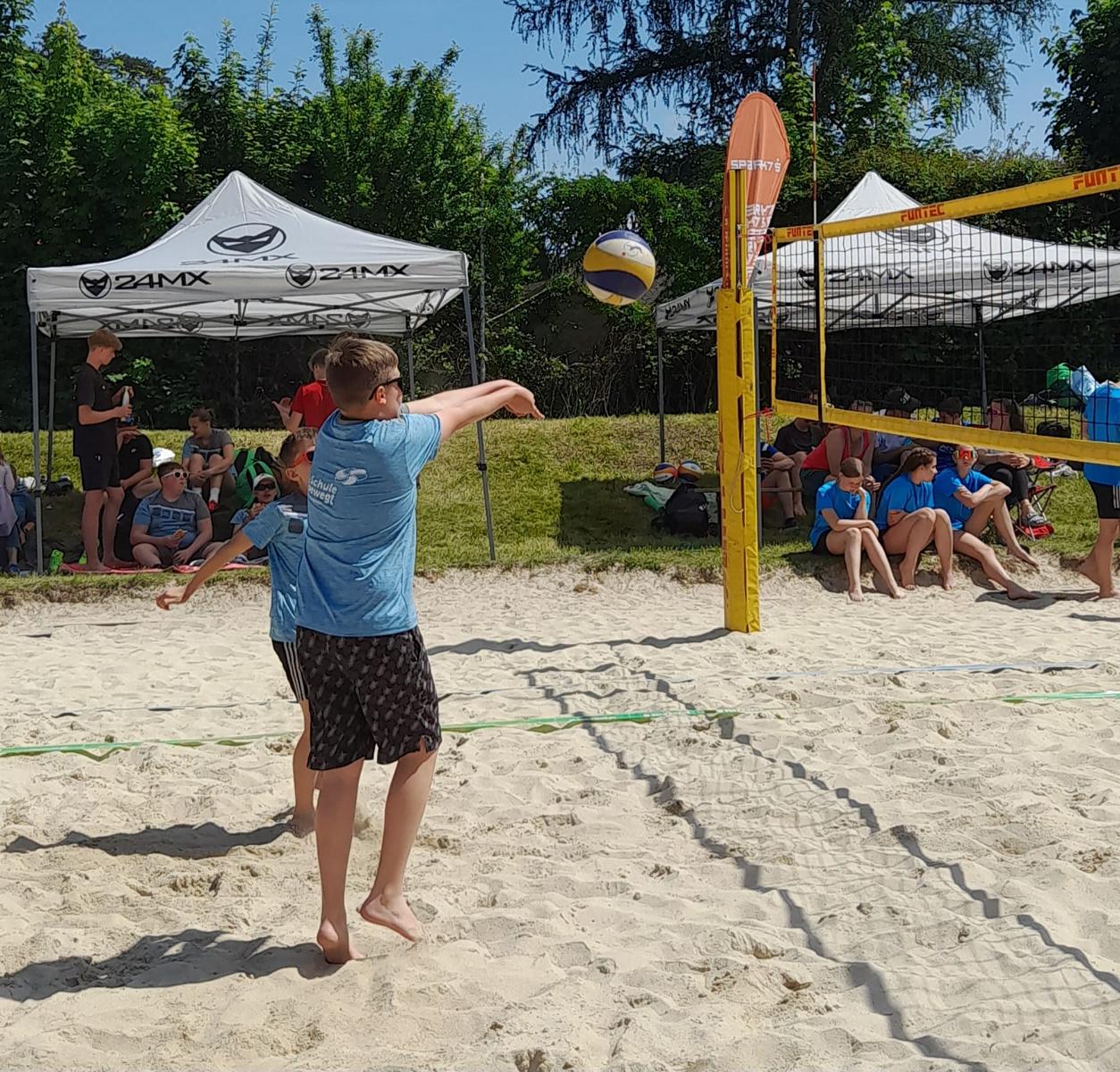 WhatsApp Image 2025-05-16 at 21.54.08 (1)