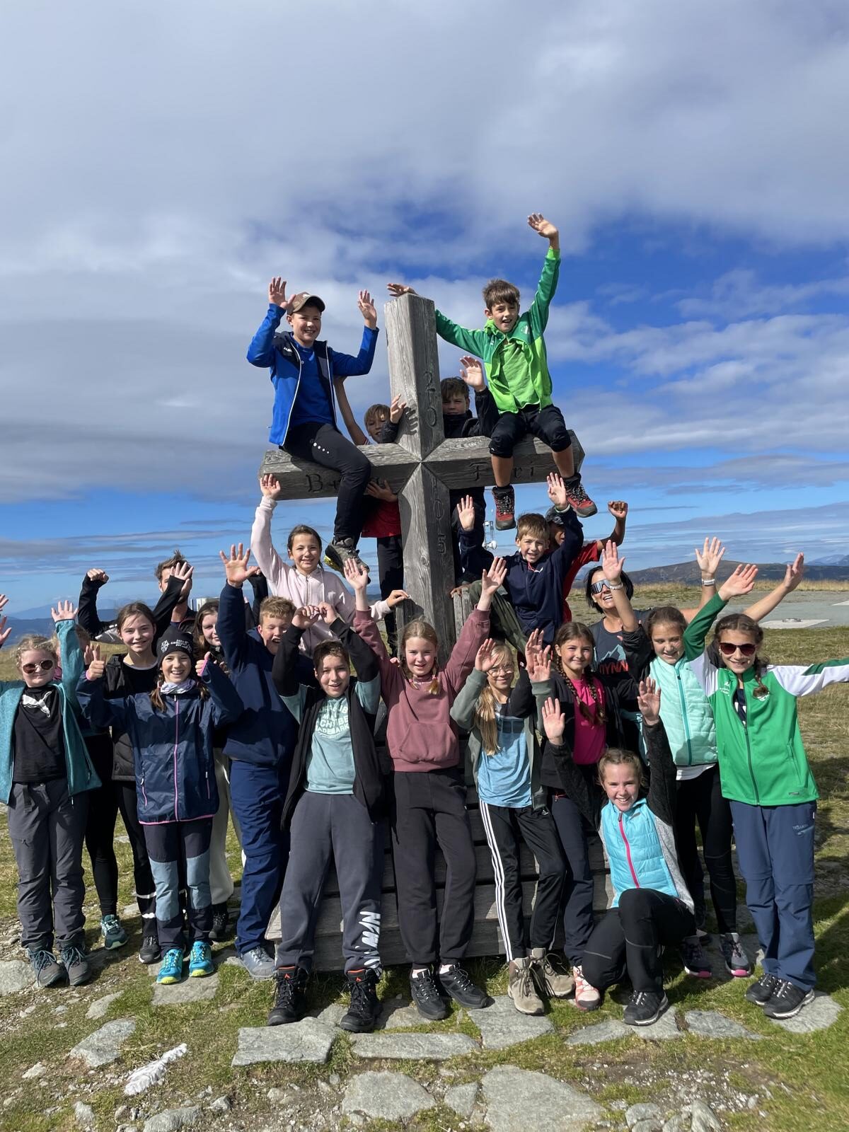 20250918_091415684_iOS