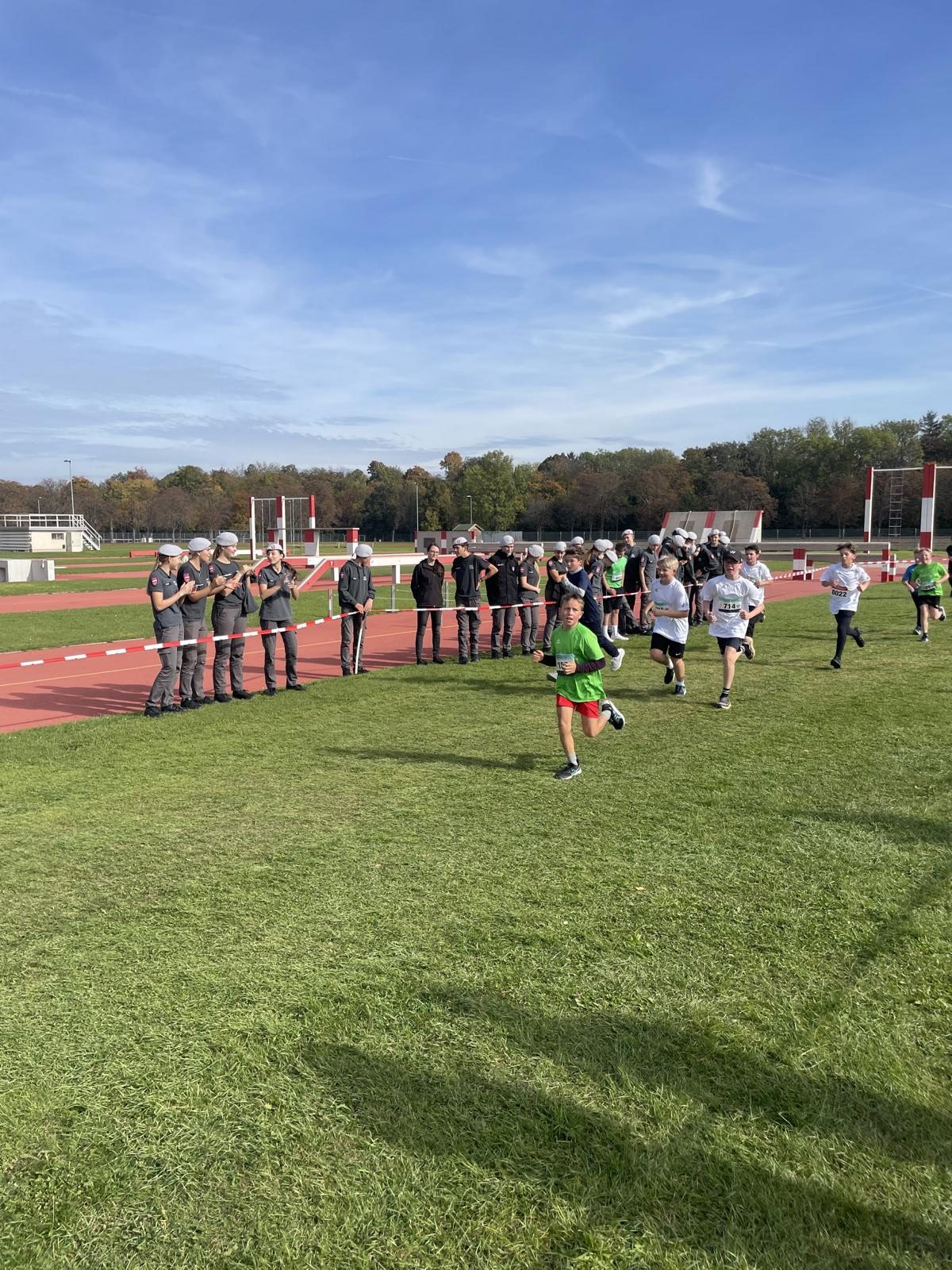 20251021_102353461_iOS