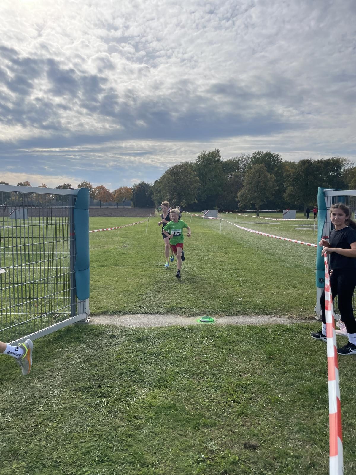 20251021_102645626_iOS