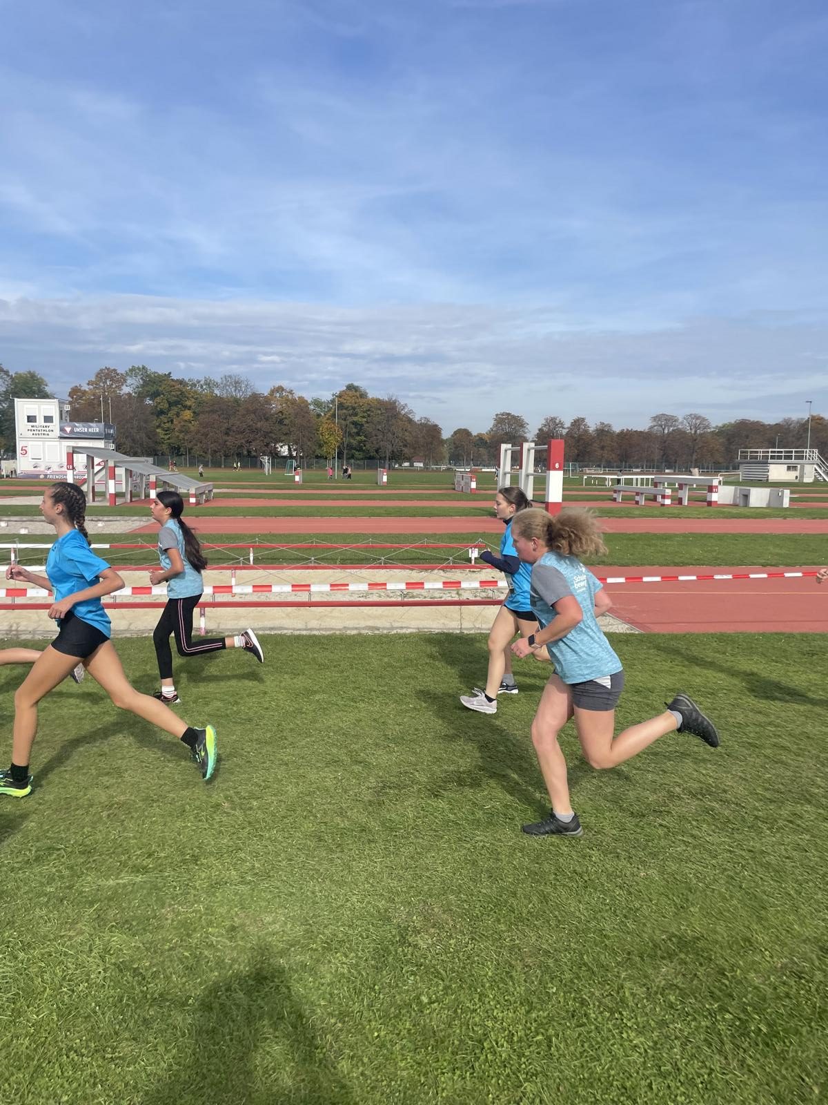 20251021_103917234_iOS