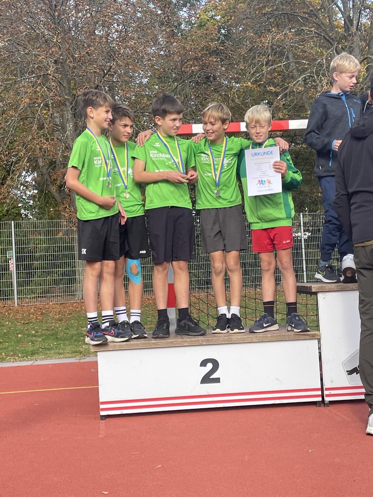 20251021_121811798_iOS