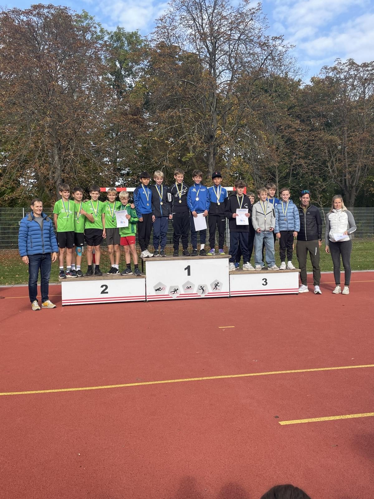 20251021_121836310_iOS