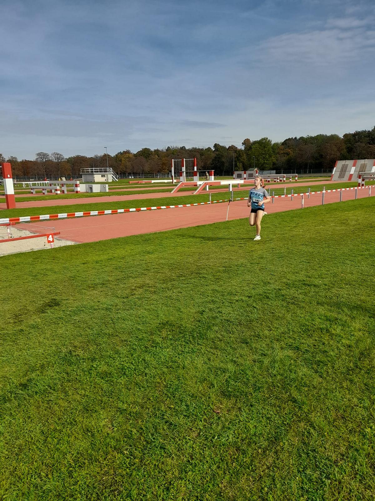 20251021_175105690_iOS