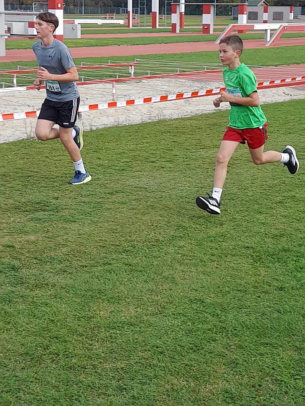 20251021_175105758_iOS