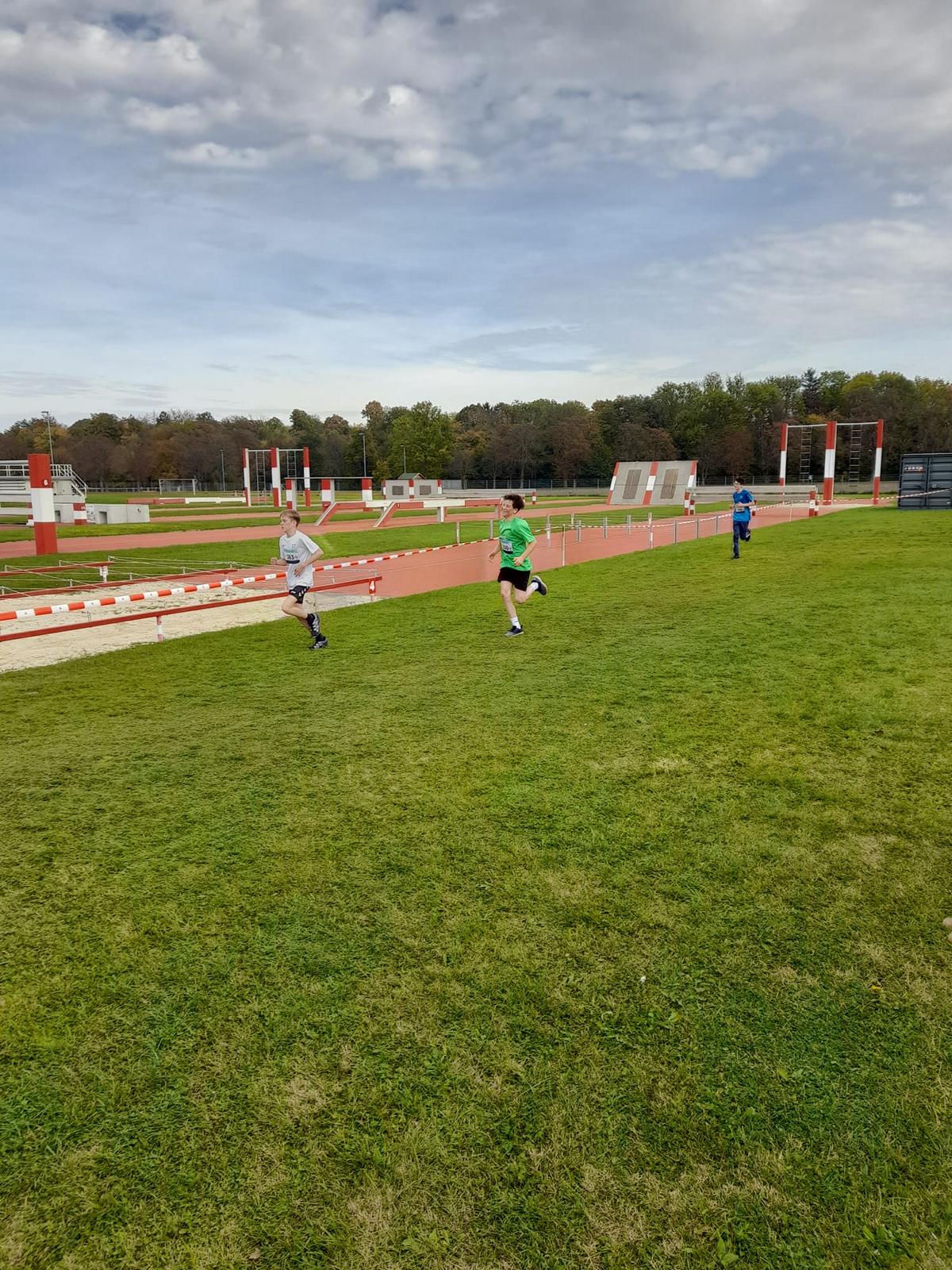 20251021_175106341_iOS