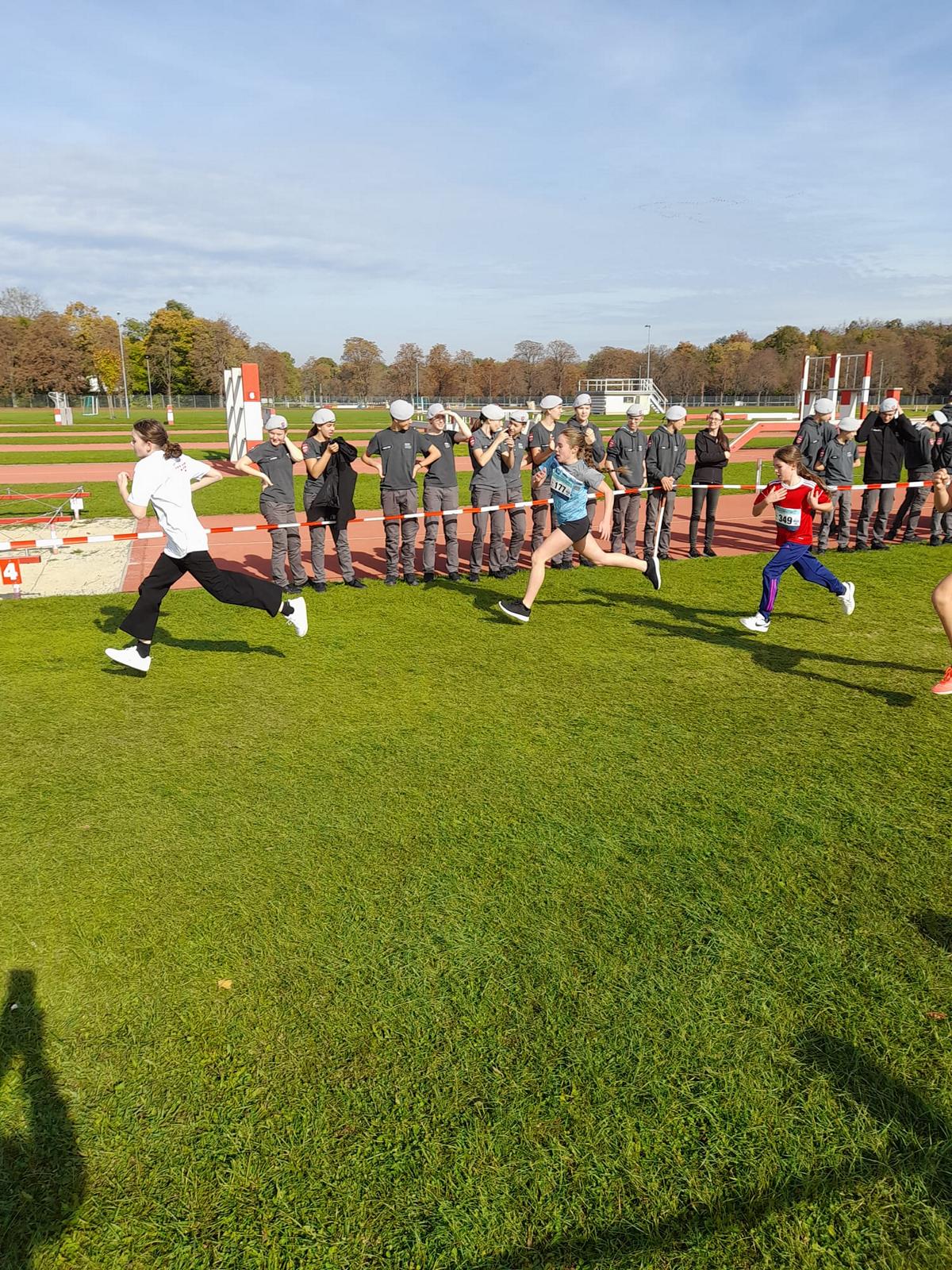 20251021_175106666_iOS