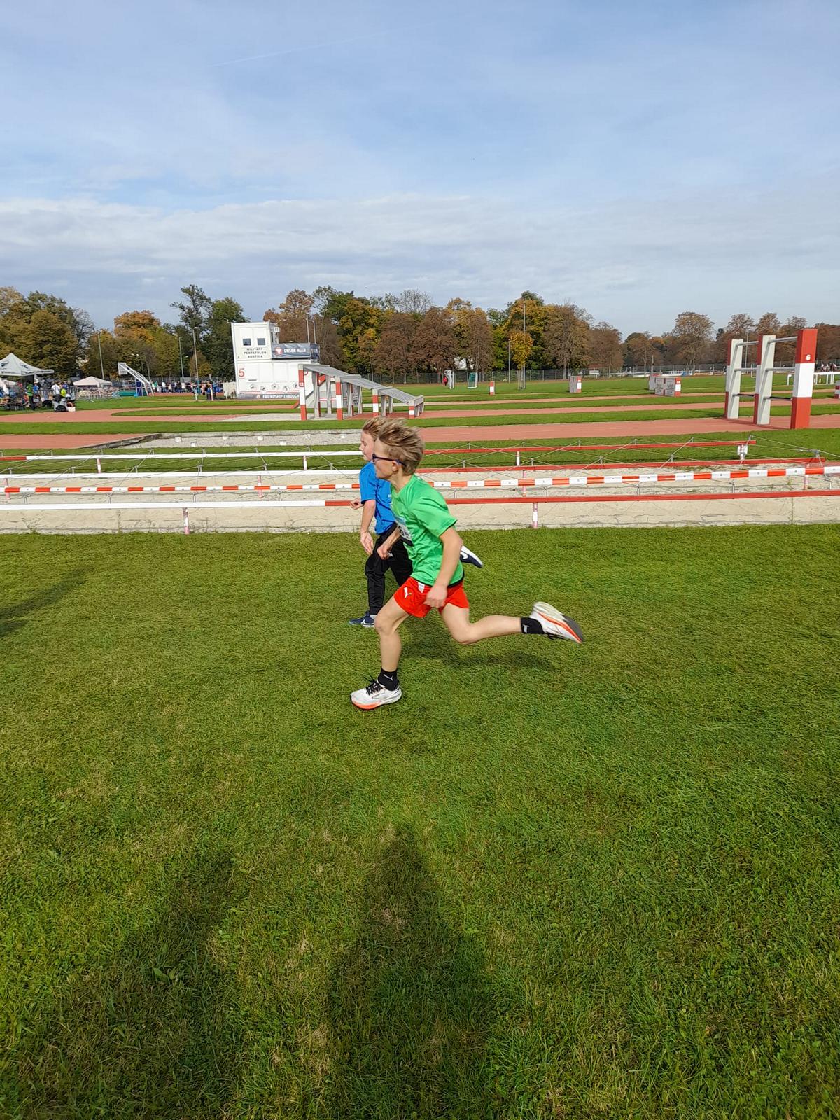 20251021_175108311_iOS