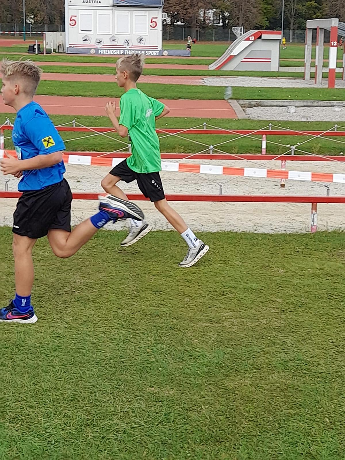 20251021_175114173_iOS