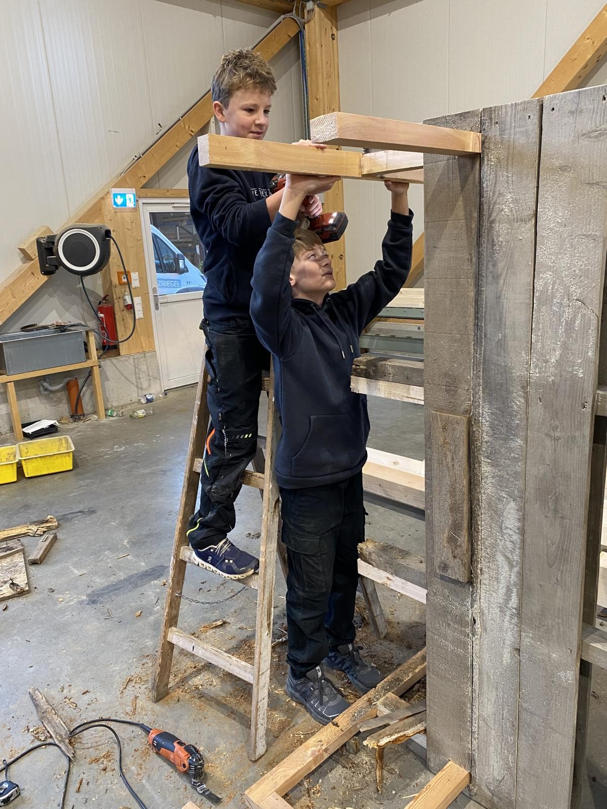 20251106_060521084_iOS