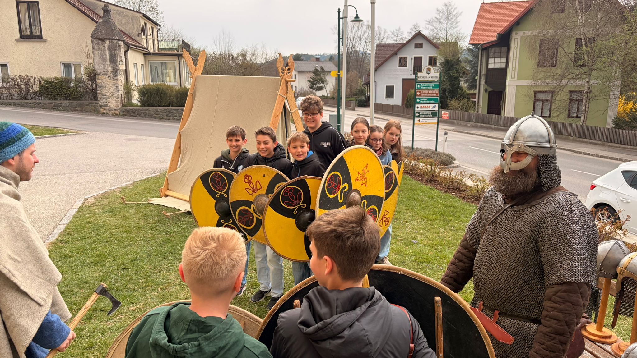 20260410_125944000_iOS 3