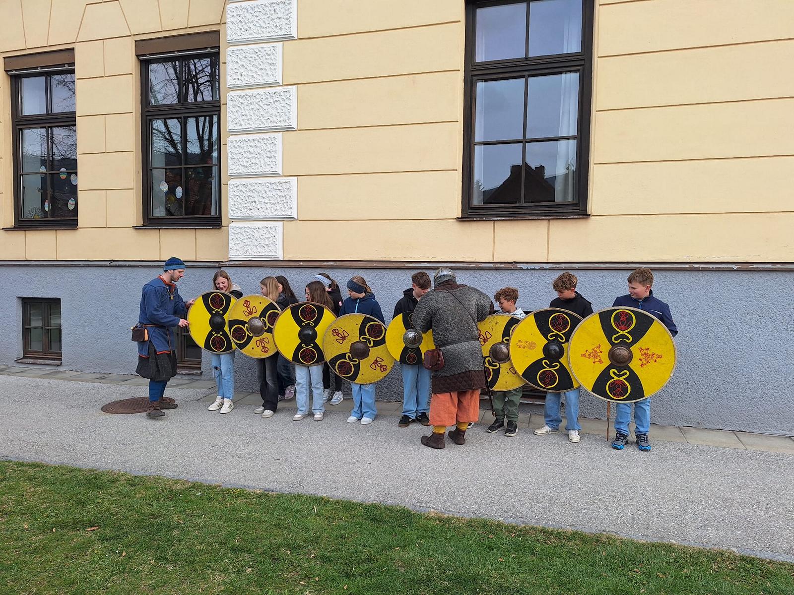 20260410_143836000_iOS