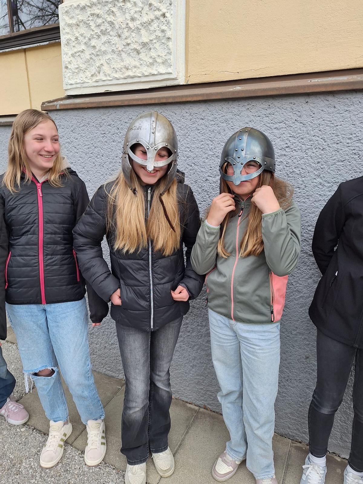 20260410_143844000_iOS